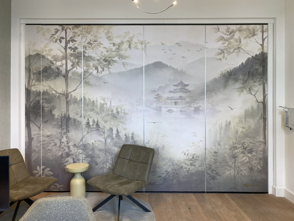 Miyabi by Ramona Nieuwenhuisen spanning the flexible partition wall in Healthcare’s meeting room